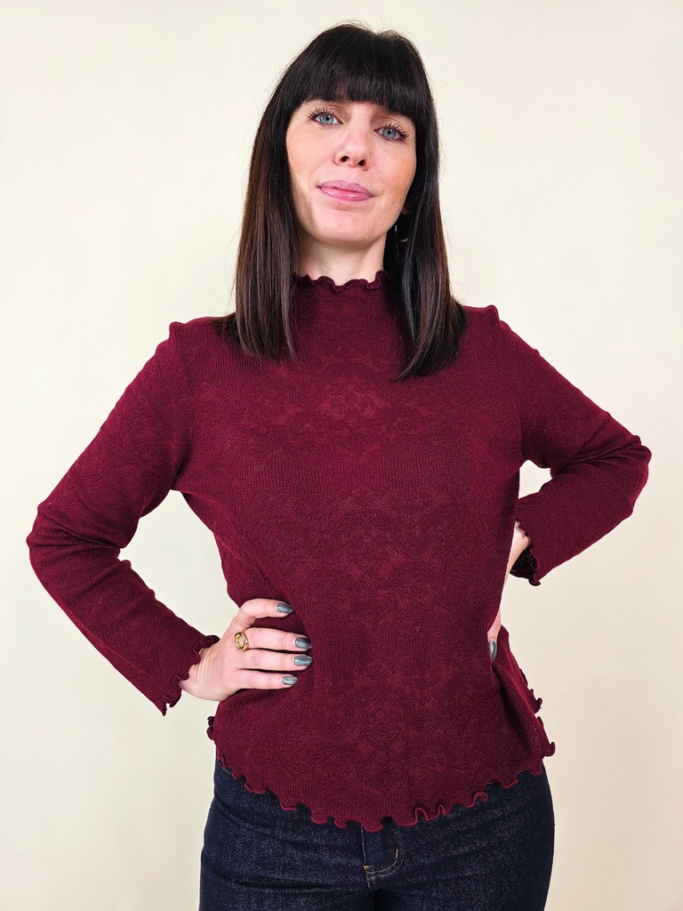 [00054_S/M] Pull bordeaux bords ondulés en maille fine dentelle (S/M)