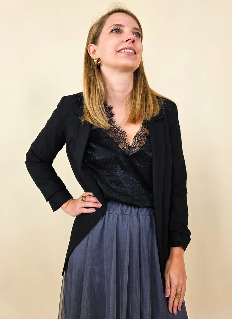 [00067] Veste blazer noire longue