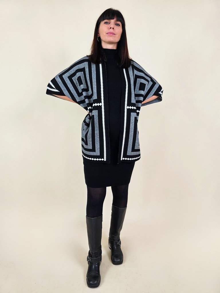 [00081] Gilet style kimono noir et blanc