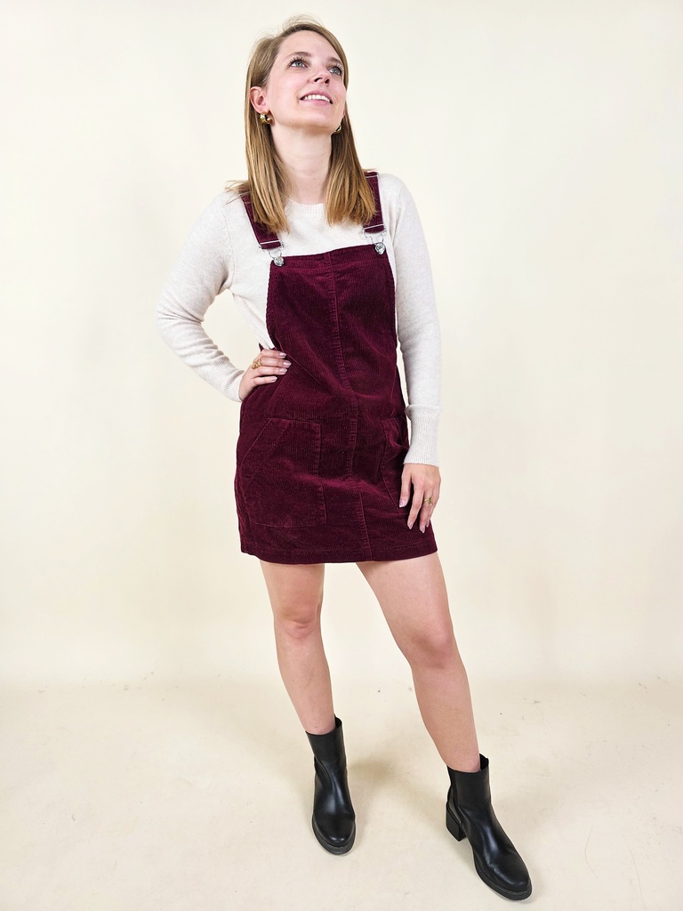 Robe salopette bordeaux en velours côtelé