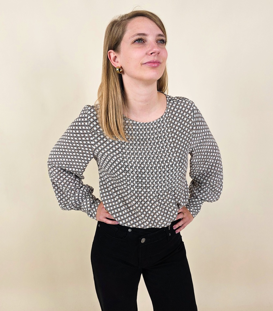 [00150] Blouse fluide à motif géométrique à encolure ronde