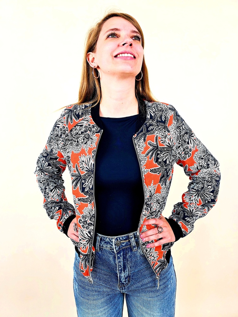 [00190] Blouson bomber à motif floral orange et noir