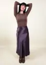 Jupe longue aubergine en satin 