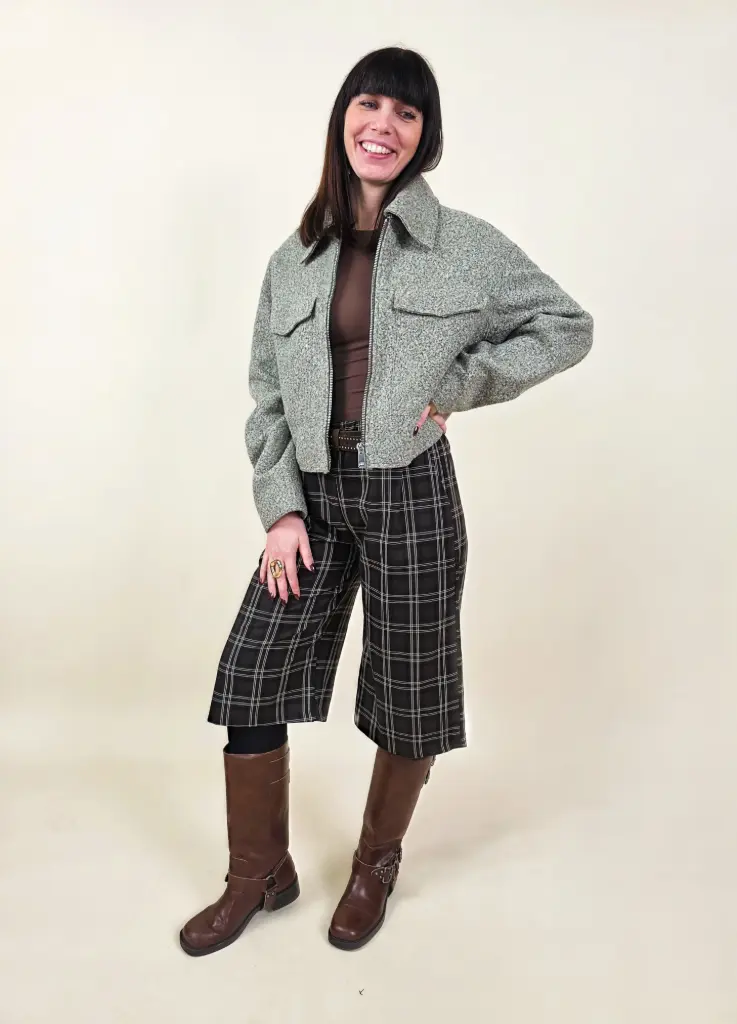 [00282] Bermuda à carreaux