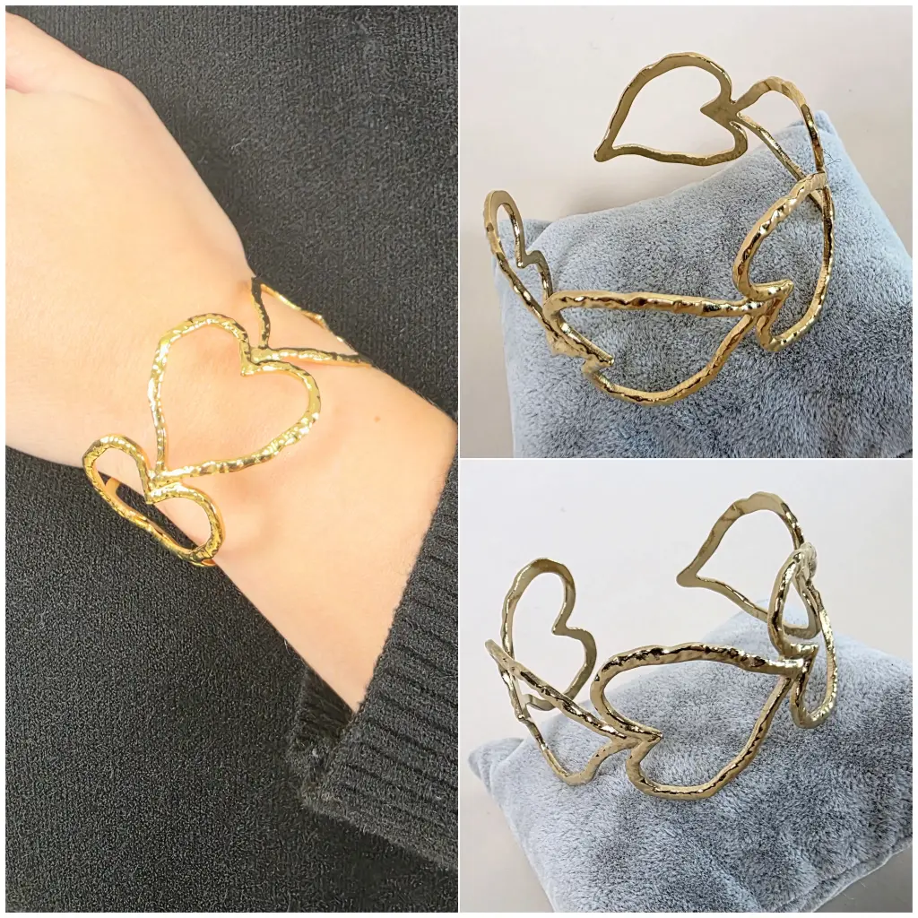 [00292] Bracelet doré coeurs 