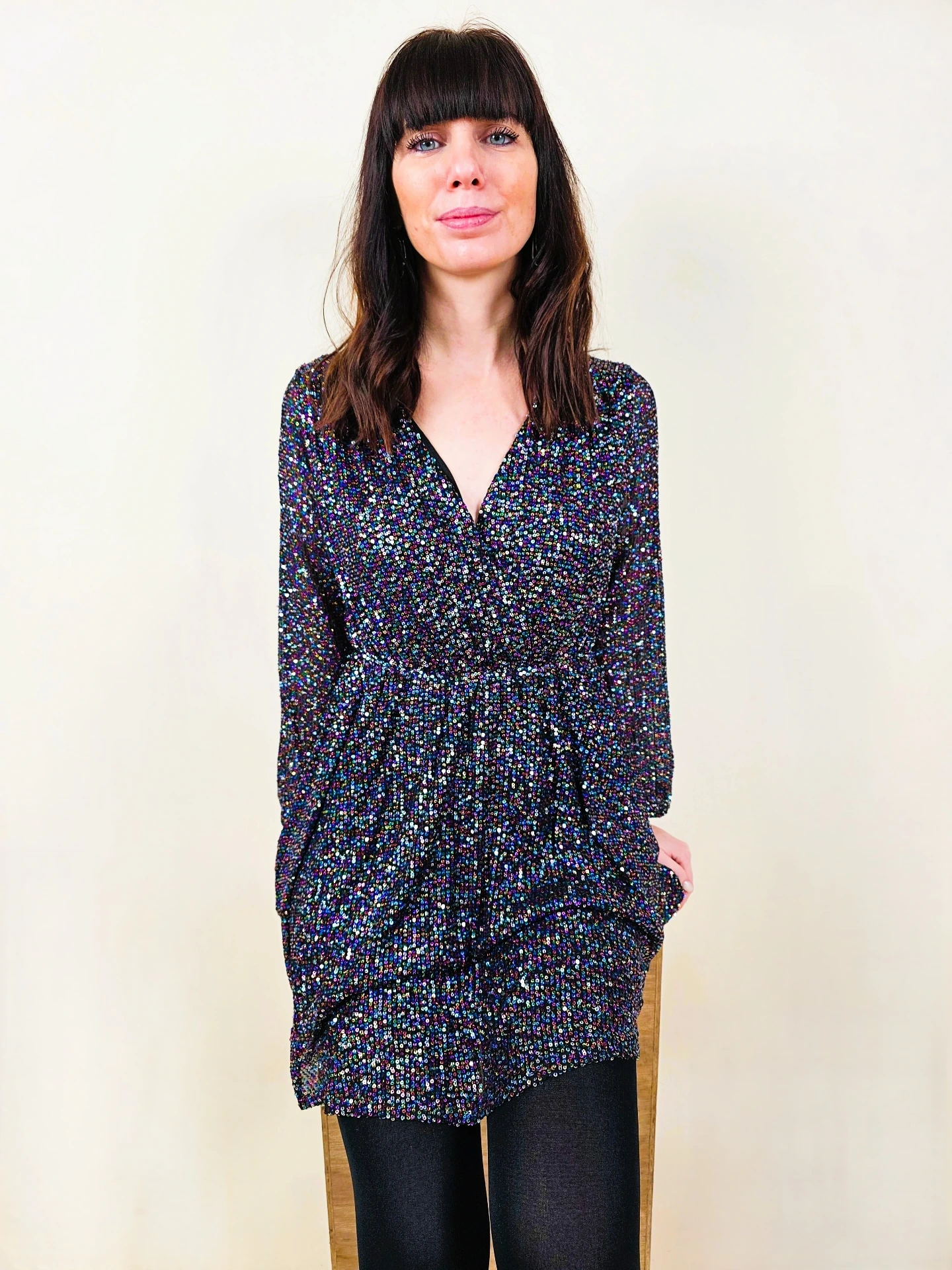 Robe à sequins multicolores