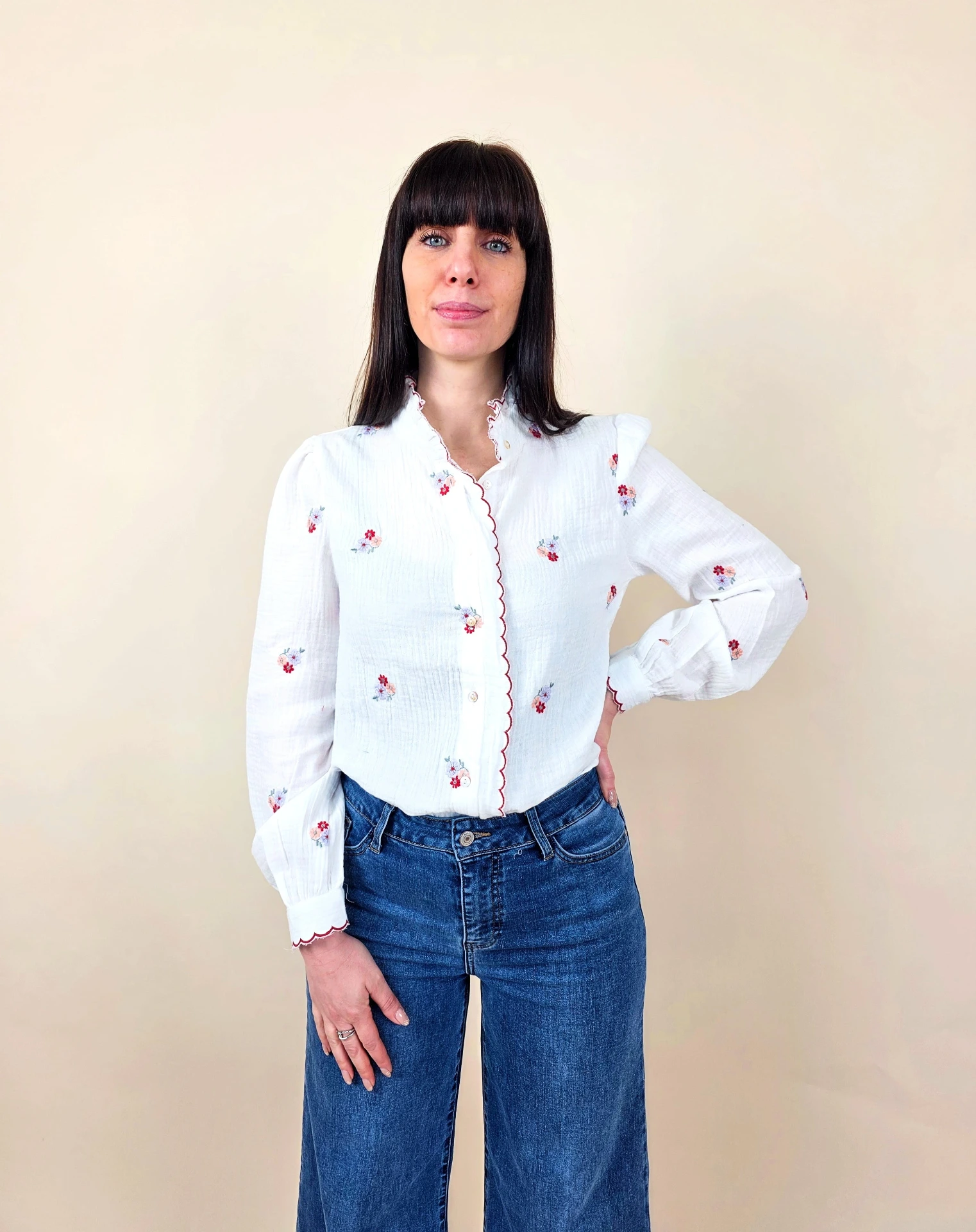 [00527_S/M] Chemisier romantique à broderies florales (S/M)