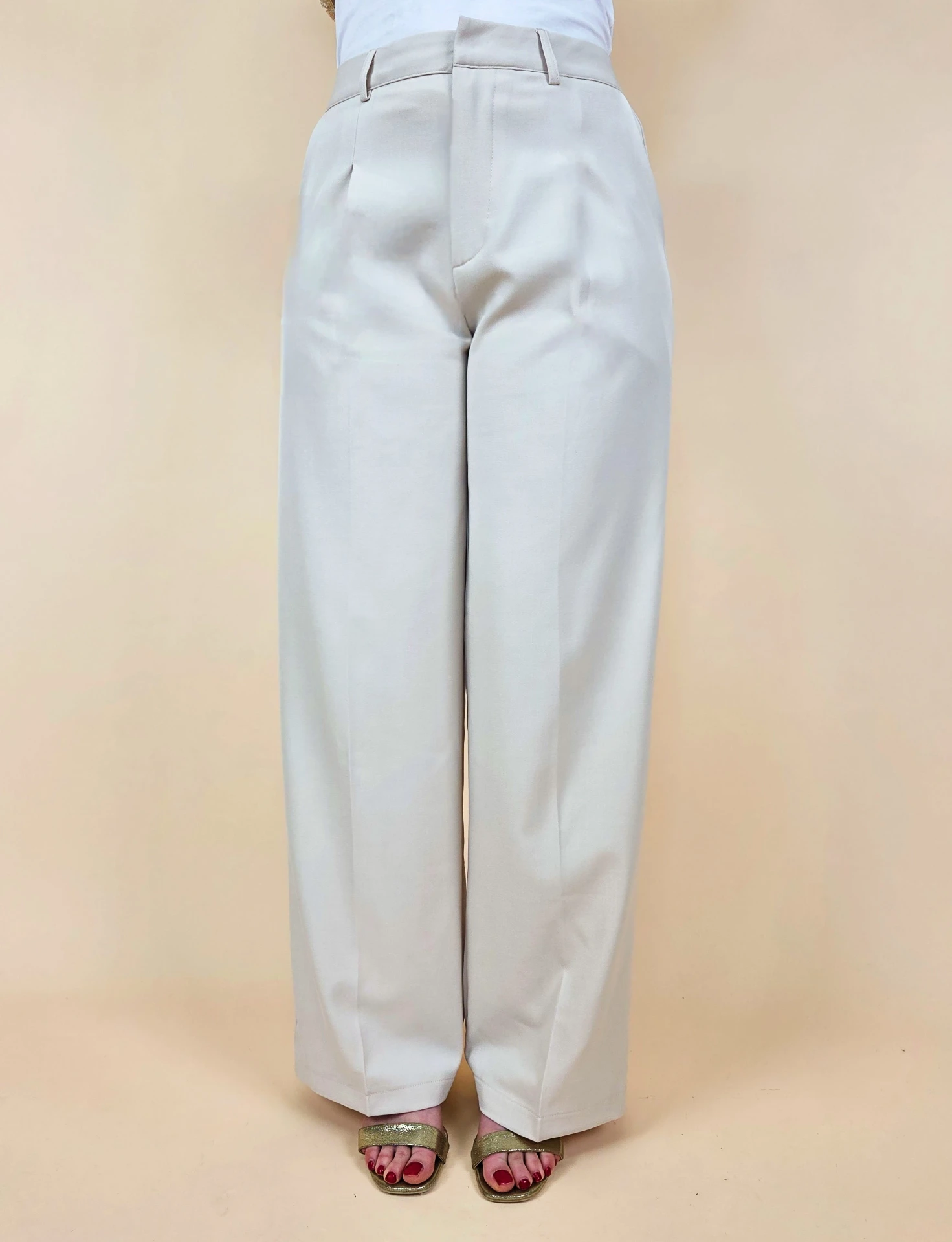 Pantalon large tailleur à pinces beige sable