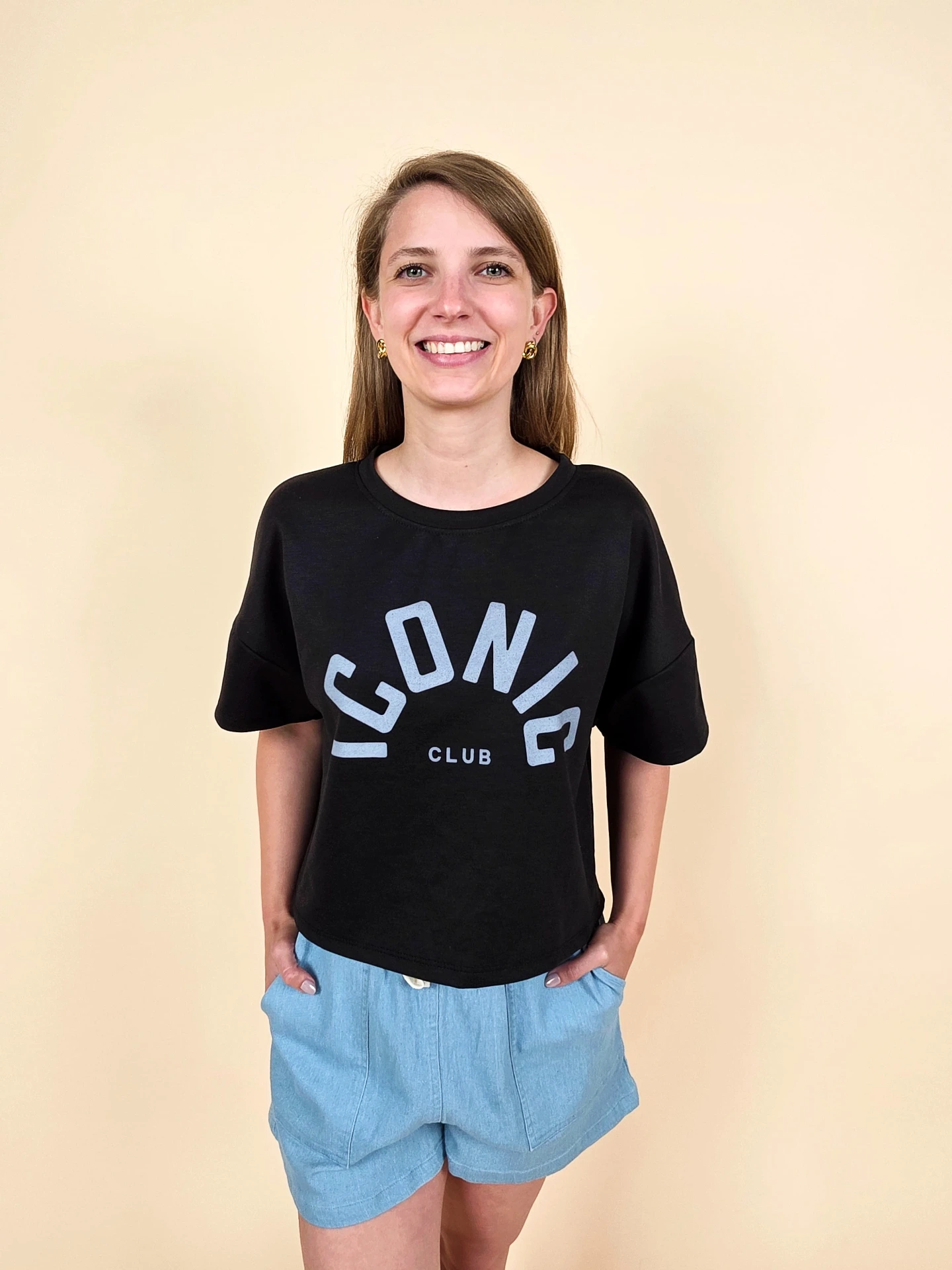T-shirt "ICONIC CLUB"