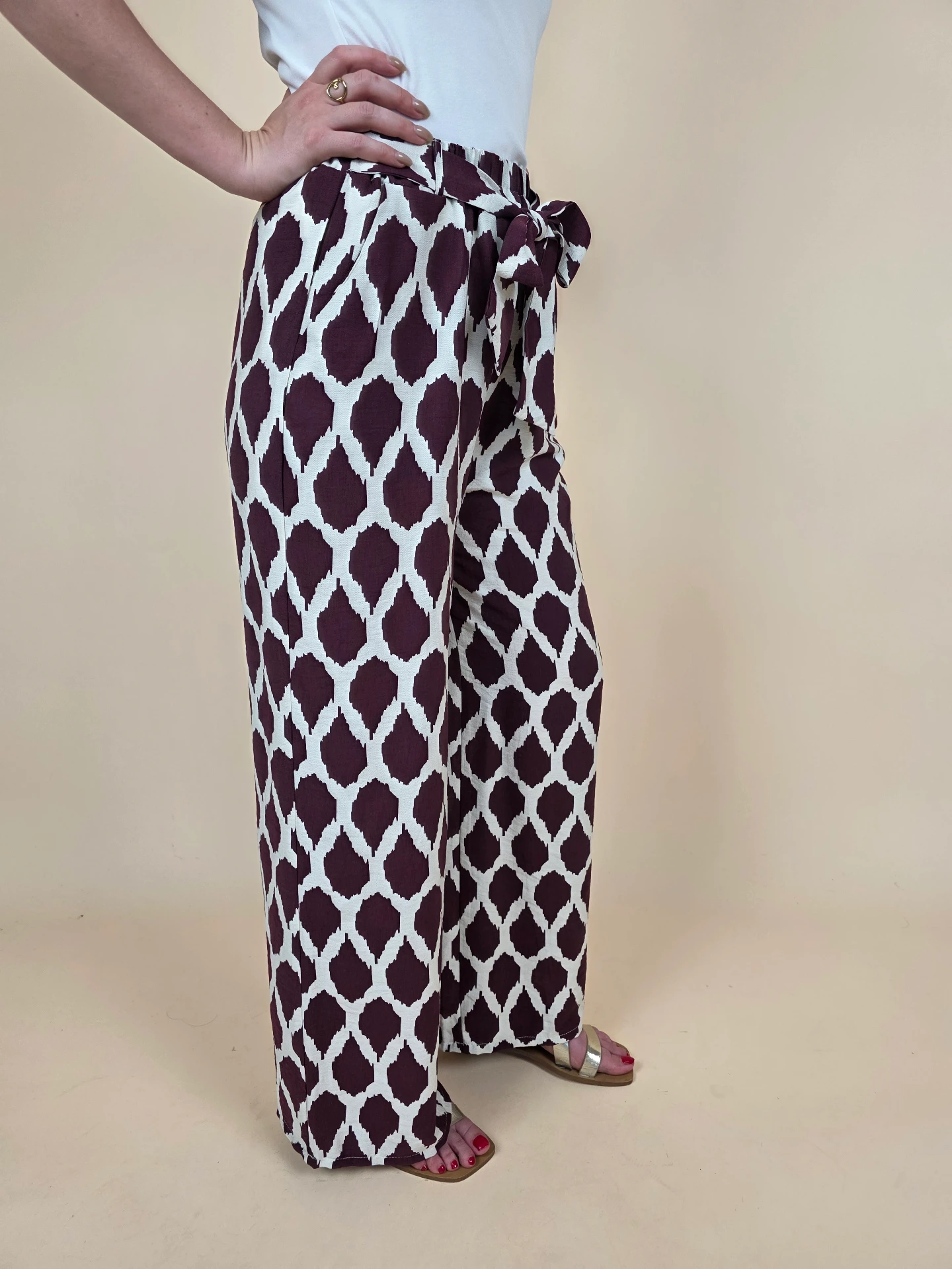 Pantalon fluide blanc et bordeaux