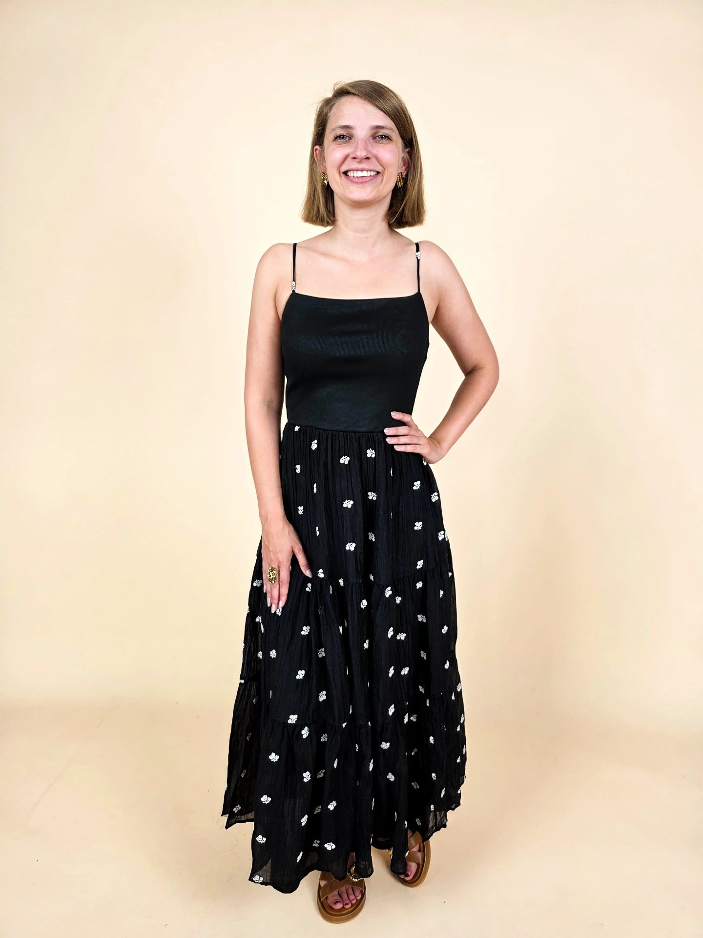 Robe bohème chic et motifs floraux discrets